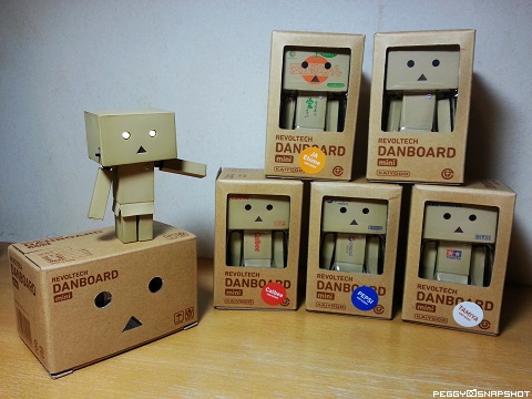 revoltech_mini_danboard_company_set