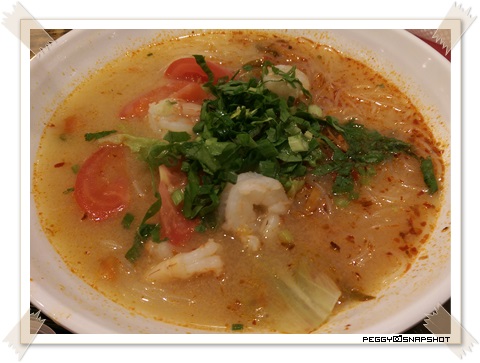 tom_yum_rice_noddle_islandplace_foodcourt